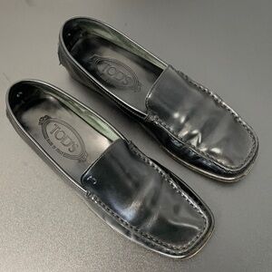 TODS Black Italian Leather Driving Loafers